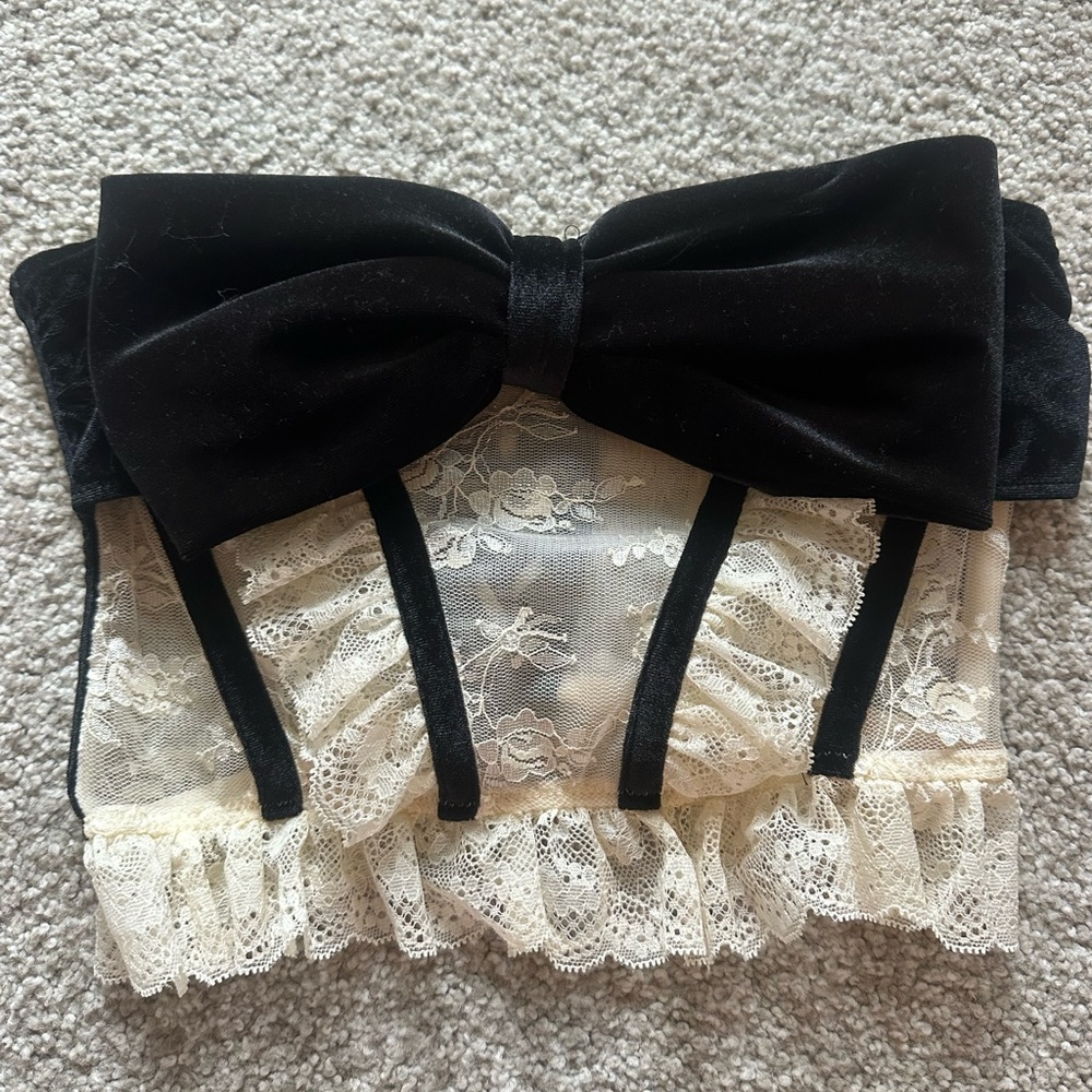 Black and Cream Lace Bustier with Bow